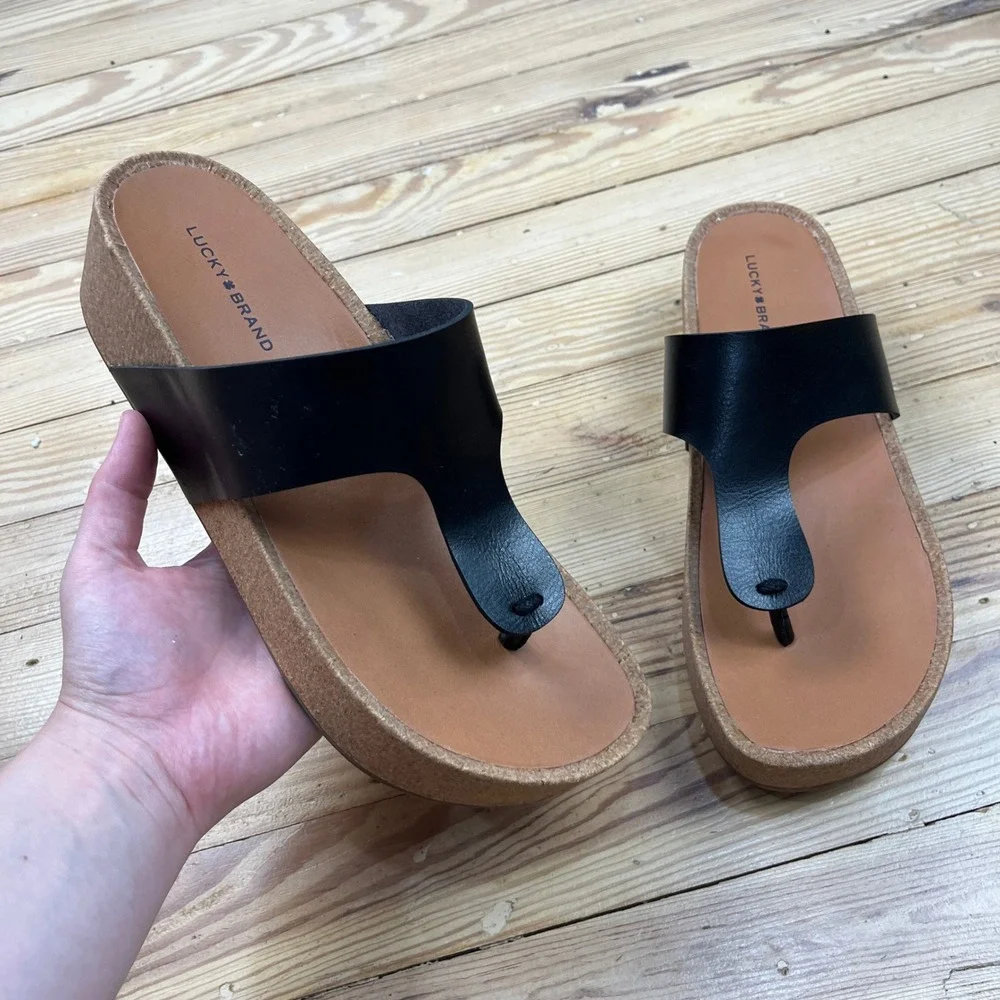 Lucky Brand Lizabi Black Platform Thong Wedge Sandals Cork Heel boho size 9
